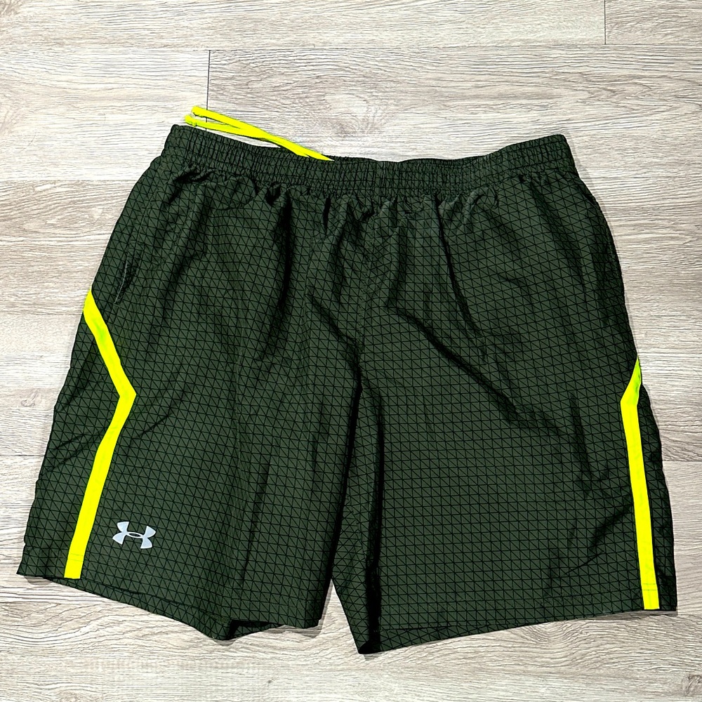 UA Men Swim Trunks, size XL